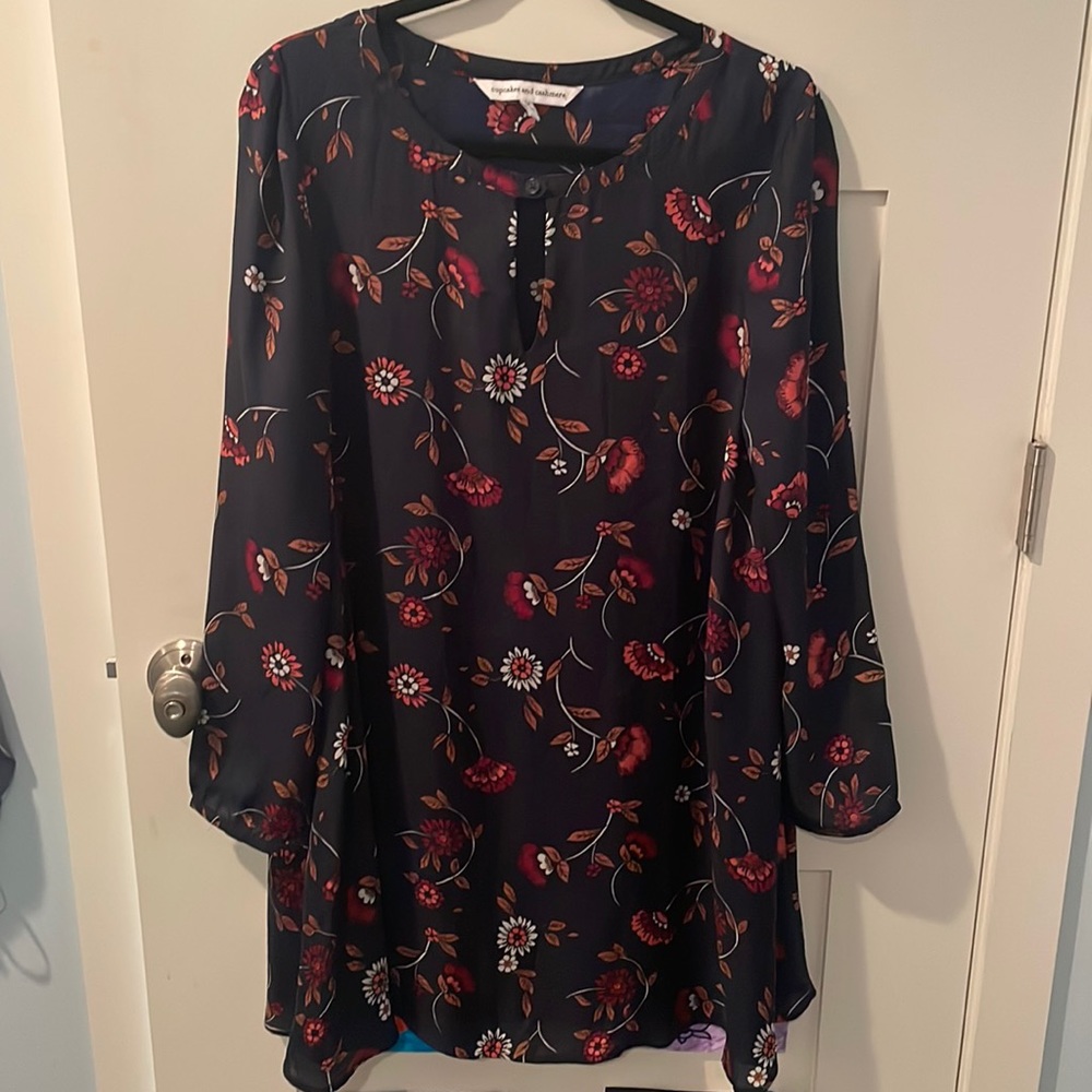 Cupcakes and cashmere dress from Francesca’s! Size medium!